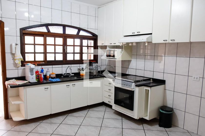 Casa, 3 quartos, 280 m² - Foto 35