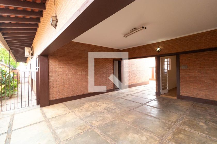 Casa à Venda - Jardim Flamboyant, 3 Quartos,  430 m2 em , Campinas - sp | SoloBR