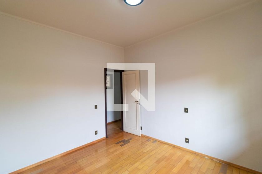 Casa à Venda - Jardim Flamboyant, 3 Quartos,  430 m2 em , Campinas - sp | SoloBR
