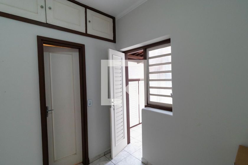 Casa à Venda - Jardim Flamboyant, 3 Quartos,  430 m2 em , Campinas - sp | SoloBR
