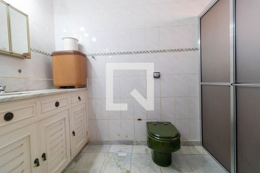 Casa à Venda - Jardim Flamboyant, 3 Quartos,  430 m2 em , Campinas - sp | SoloBR
