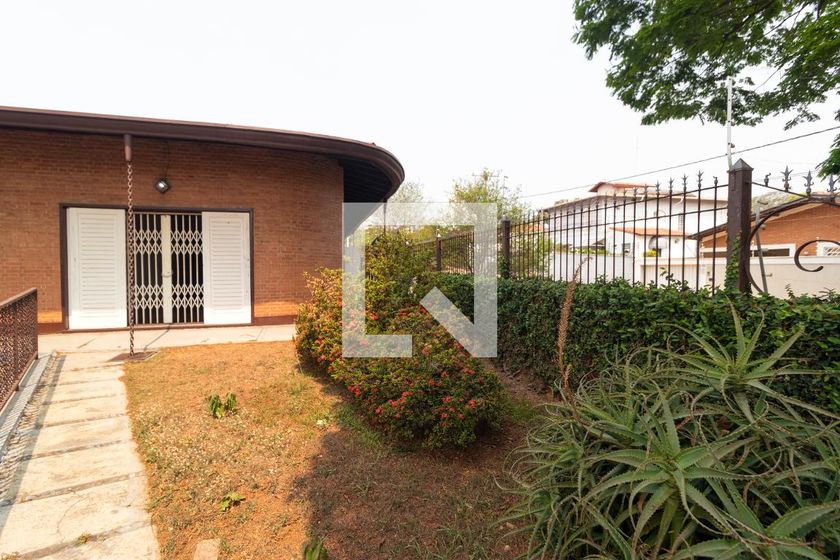 Casa à Venda - Jardim Flamboyant, 3 Quartos,  430 m2 em , Campinas - sp | SoloBR