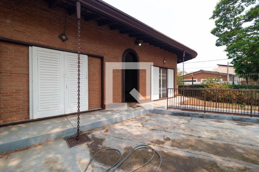 Casa à Venda - Jardim Flamboyant, 3 Quartos,  430 m2 em , Campinas - sp | SoloBR