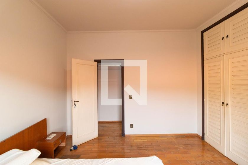 Casa à Venda - Jardim Flamboyant, 3 Quartos,  430 m2 em , Campinas - sp | SoloBR