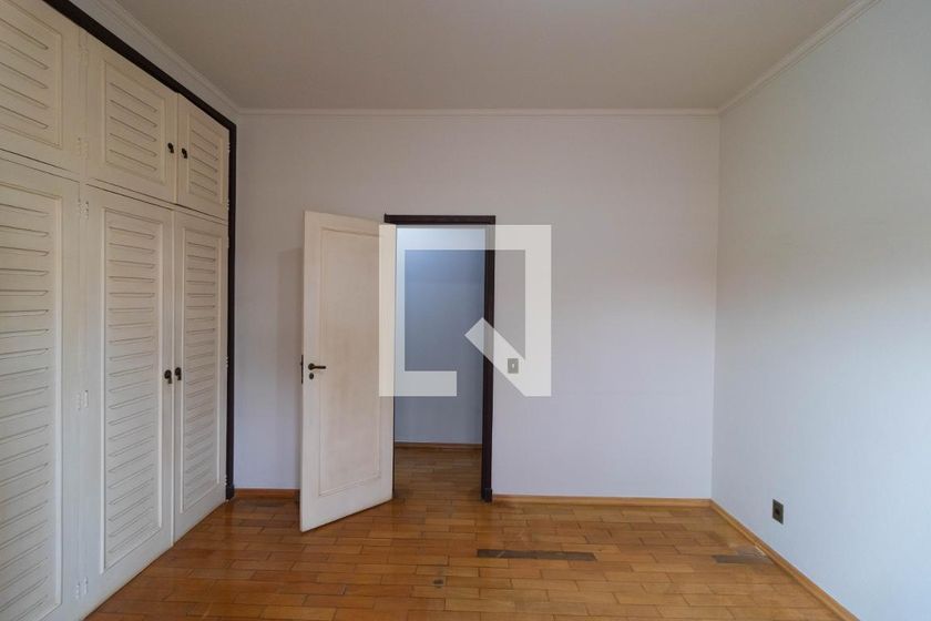 Casa à Venda - Jardim Flamboyant, 3 Quartos,  430 m2 em , Campinas - sp | SoloBR