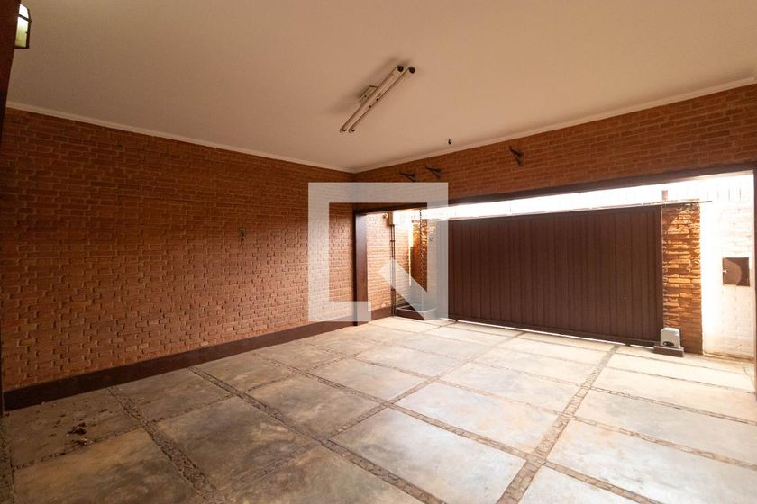 Casa à Venda - Jardim Flamboyant, 3 Quartos,  430 m2 em , Campinas - sp | SoloBR