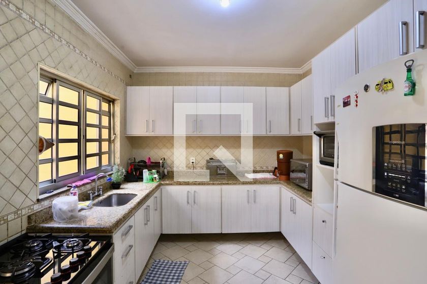 Casa, 3 quartos, 220 m² - Foto 97