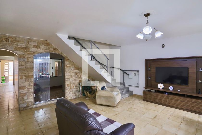 Casa, 3 quartos, 220 m² - Foto 1