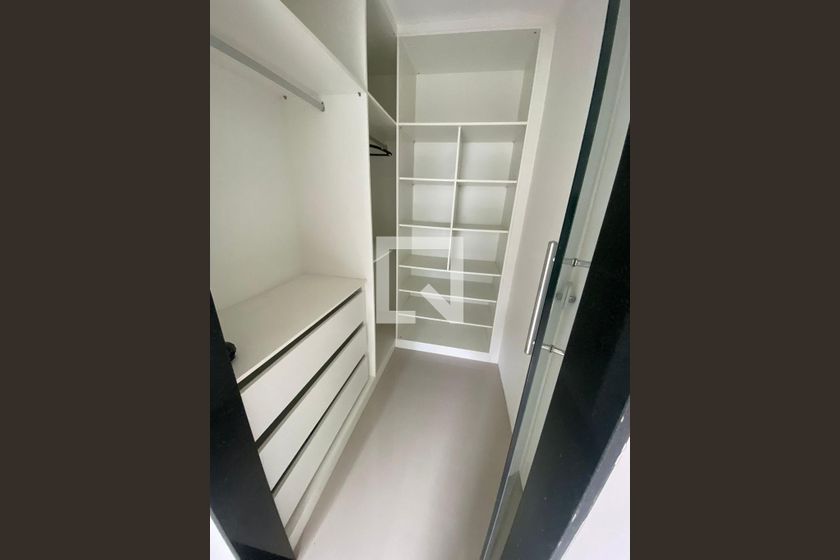 Casa, 6 quartos, 200 m² - Foto 6