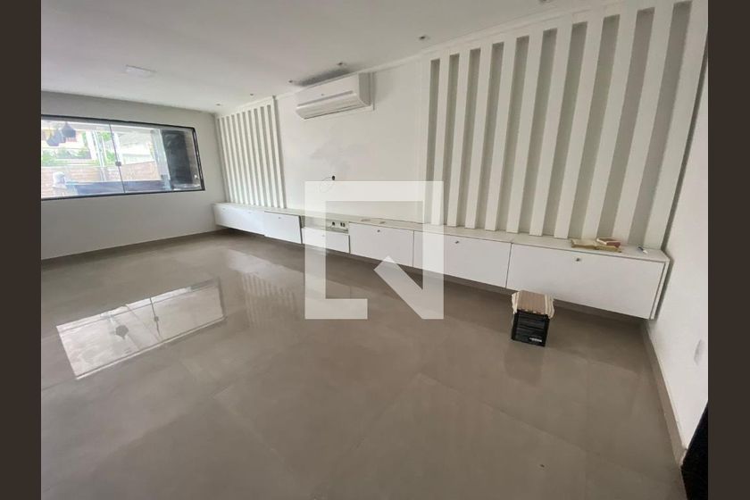 Casa, 6 quartos, 200 m² - Foto 2