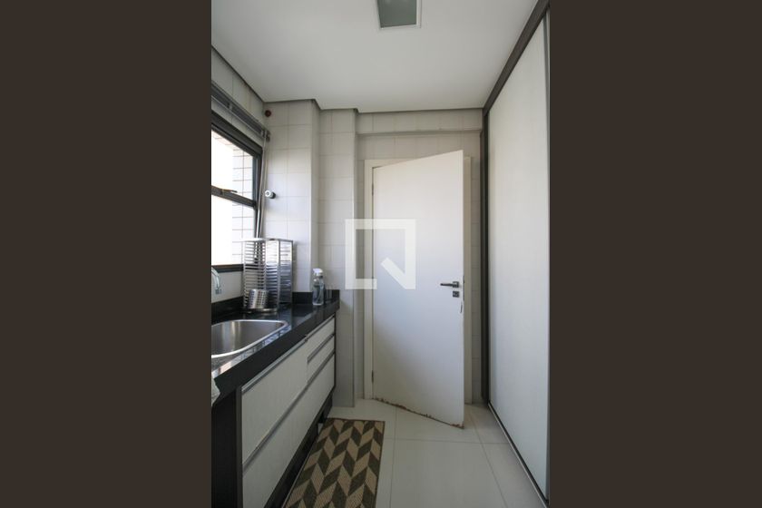 Apartamento à Venda - Cambuí, 5 Quartos,  552 m2 em , Campinas - sp | SoloBR