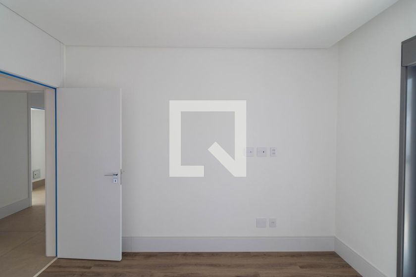 Apartamento à Venda - Cambuí, 4 Quartos,  317 m2 em , Campinas - sp | SoloBR