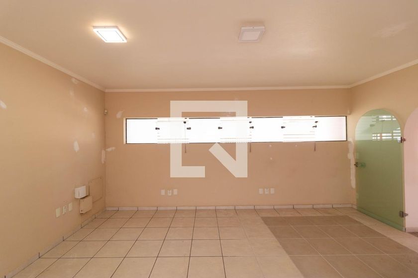 Casa à Venda - Jardim Planalto, 4 Quartos,  295 m2 em , Campinas - sp | SoloBR