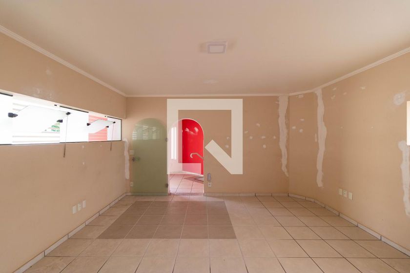 Casa à Venda - Jardim Planalto, 4 Quartos,  295 m2 em , Campinas - sp | SoloBR