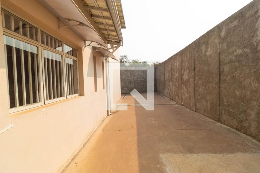 Casa à Venda - Jardim Planalto, 4 Quartos,  295 m2 em , Campinas - sp | SoloBR
