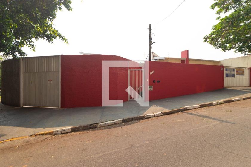 Casa à Venda - Jardim Planalto, 4 Quartos,  295 m2 em , Campinas - sp | SoloBR