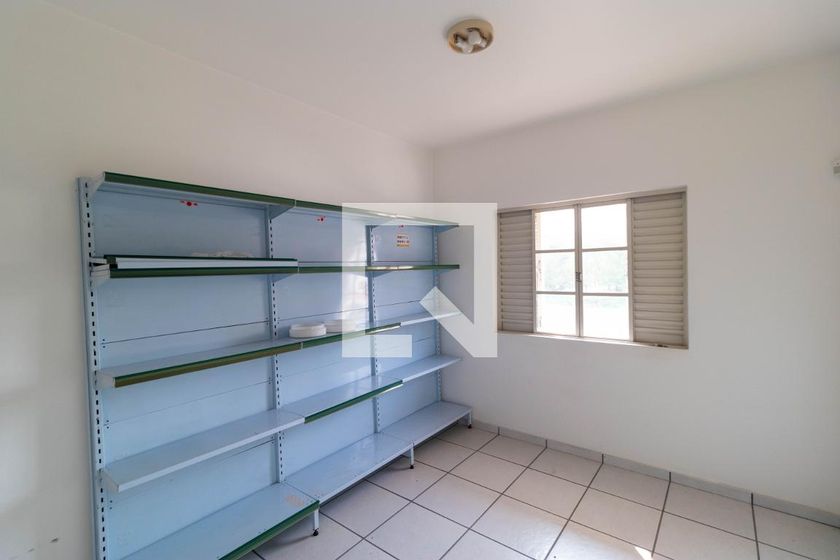 Casa à Venda - Jardim Planalto, 4 Quartos,  295 m2 em , Campinas - sp | SoloBR