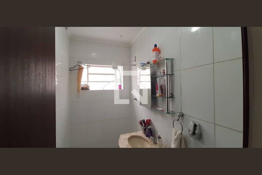 Casa, 4 quartos, 200 m² - Foto 37