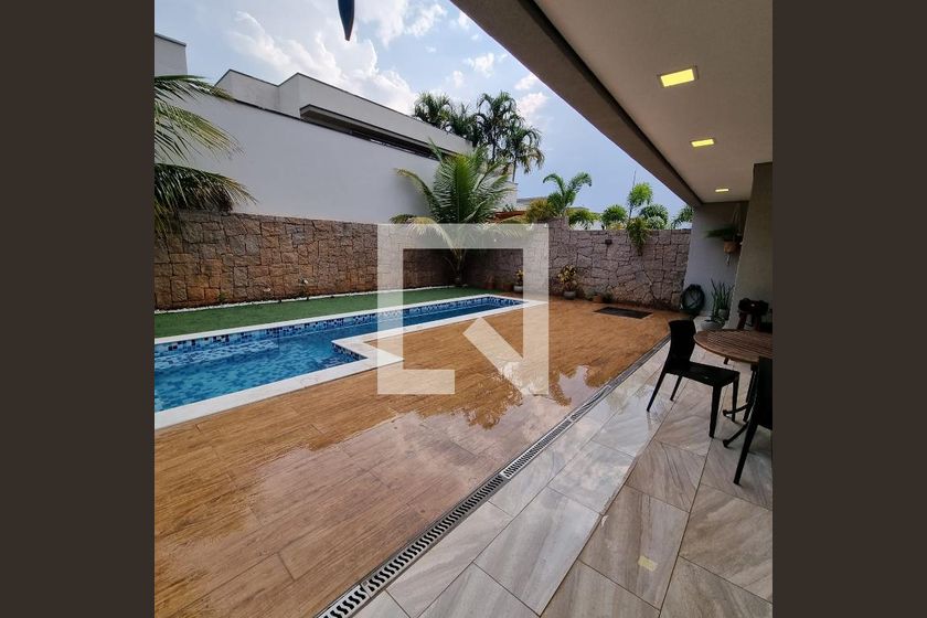 Casa à Venda - Swiss Park, 3 Quartos,  376 m2 em , Campinas - sp | SoloBR