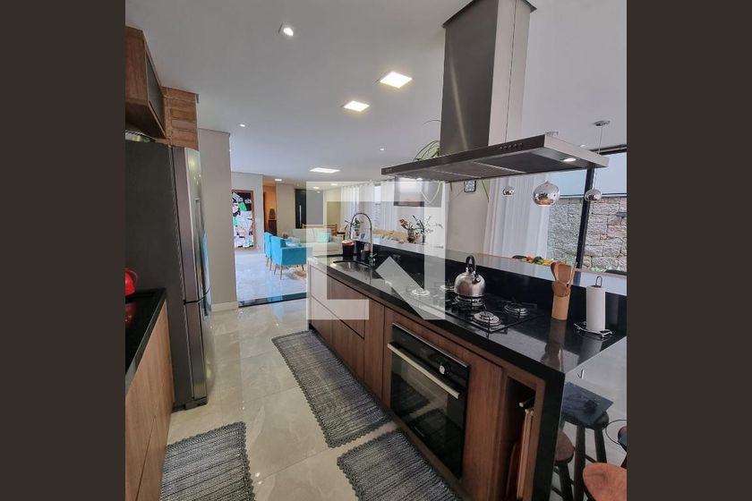 Casa à Venda - Swiss Park, 3 Quartos,  376 m2 em , Campinas - sp | SoloBR