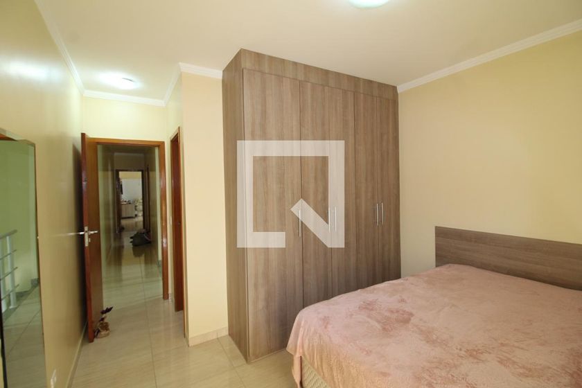 Casa, 3 quartos, 244 m² - Foto 15