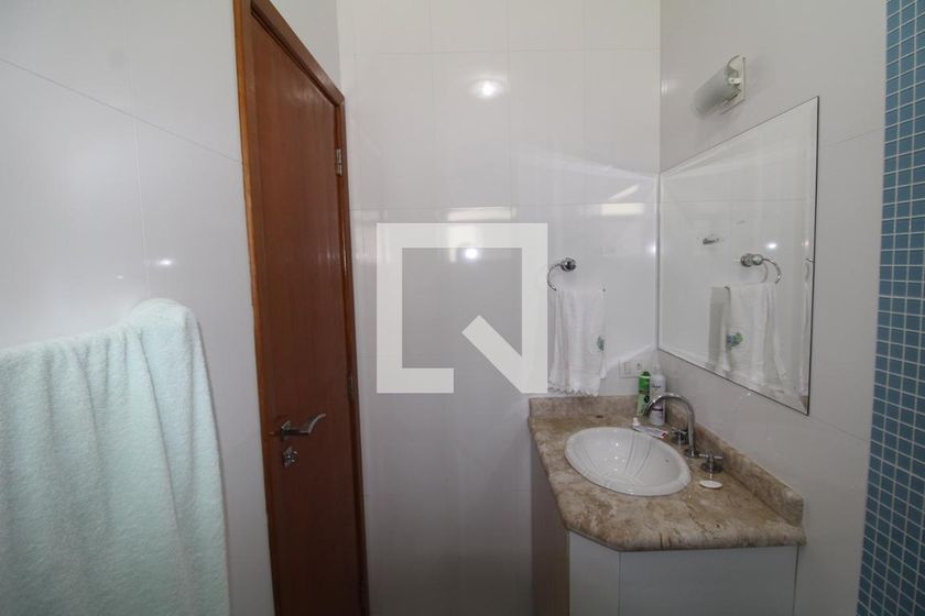 Casa, 3 quartos, 244 m² - Foto 71