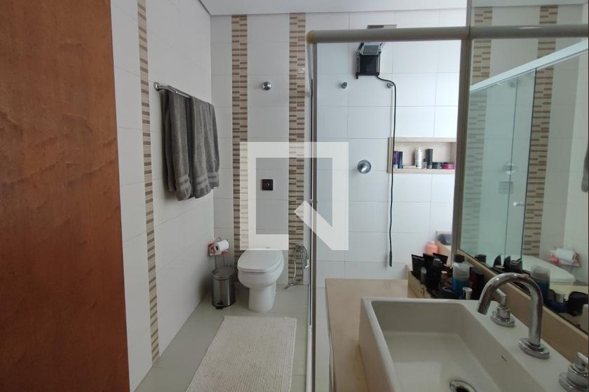 Casa à Venda - Swiss Park, 4 Quartos,  360 m2 em , Campinas - sp | SoloBR
