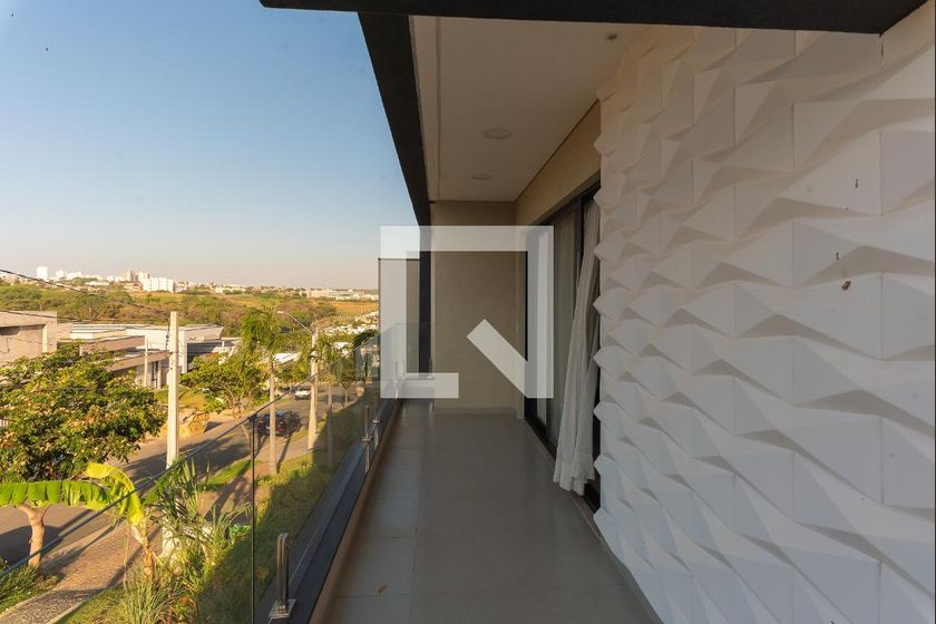 Casa à Venda - Swiss Park, 5 Quartos,  330 m2 em , Campinas - sp | SoloBR