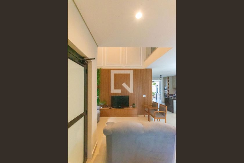 Casa à Venda - Swiss Park, 5 Quartos,  330 m2 em , Campinas - sp | SoloBR