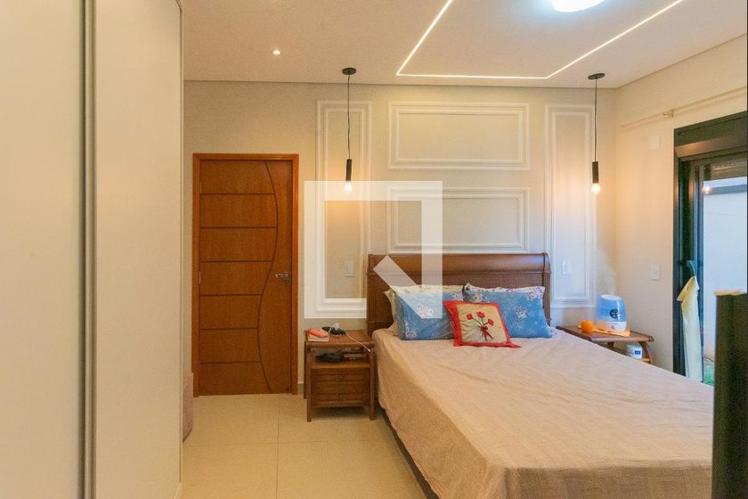 Casa à Venda - Swiss Park, 5 Quartos,  330 m2 em , Campinas - sp | SoloBR