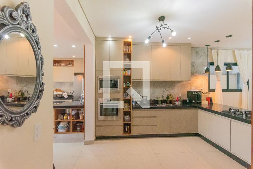 Casa à Venda - Swiss Park, 5 Quartos,  330 m2 em , Campinas - sp | SoloBR