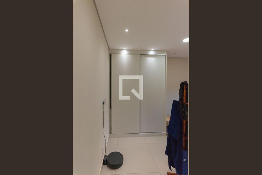 Casa à Venda - Swiss Park, 5 Quartos,  330 m2 em , Campinas - sp | SoloBR