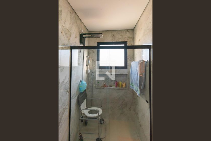 Casa à Venda - Swiss Park, 5 Quartos,  330 m2 em , Campinas - sp | SoloBR