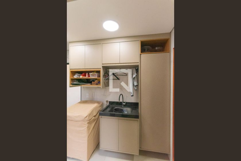 Casa à Venda - Swiss Park, 5 Quartos,  330 m2 em , Campinas - sp | SoloBR