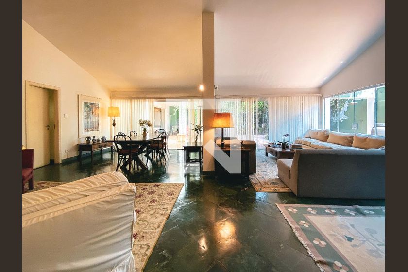 Casa, 4 quartos, 299 m² - Foto 2
