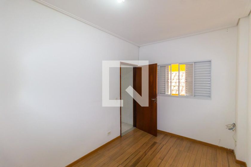 Casa, 7 quartos, 180 m² - Foto 1
