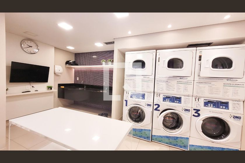Apartamento à Venda - Bosque, 1 Quarto,  52 m2 em , Campinas - sp | SoloBR
