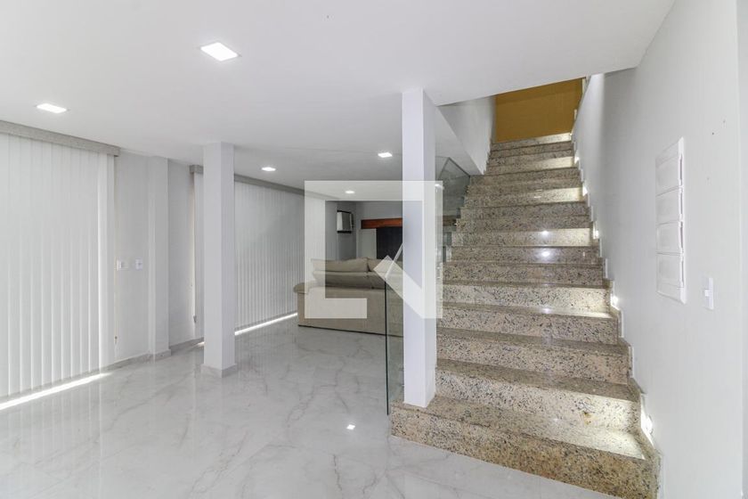 Casa, 5 quartos, 200 m² - Foto 3
