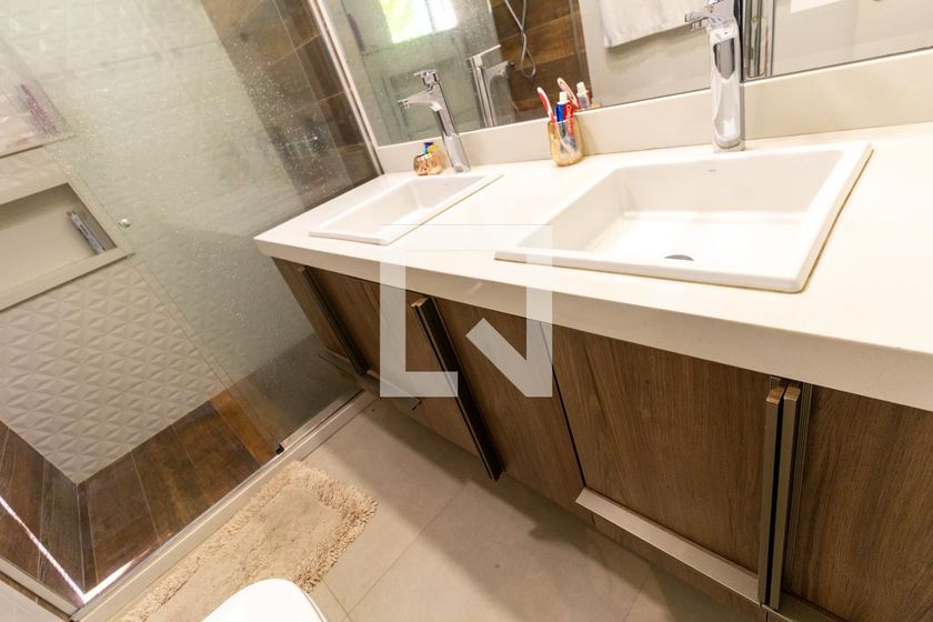 Apartamento, 3 quartos, 140 m² - Foto 85