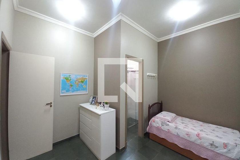 Casa à Venda - Guanabara, 4 Quartos,  493 m2 em , Campinas - sp | SoloBR