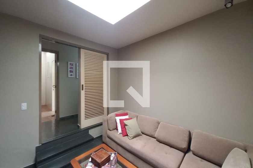 Casa à Venda - Guanabara, 4 Quartos,  493 m2 em , Campinas - sp | SoloBR