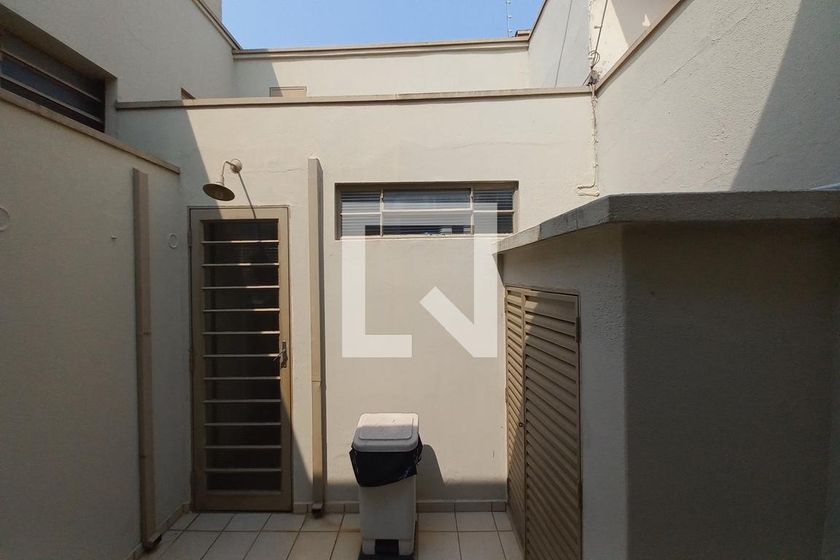 Casa à Venda - Guanabara, 4 Quartos,  493 m2 em , Campinas - sp | SoloBR
