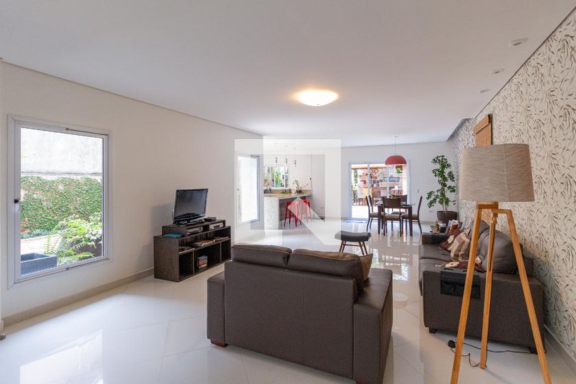 Casa, 3 quartos, 250 m² - Foto 1