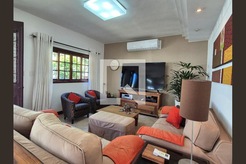 Casa, 4 quartos, 252 m² - Foto 2