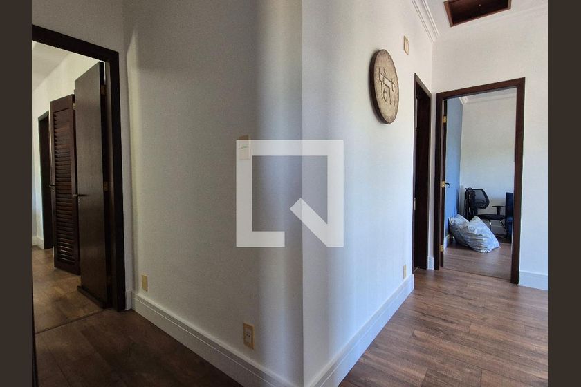 Casa, 4 quartos, 252 m² - Foto 57