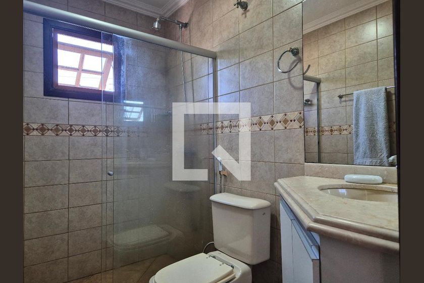 Casa, 4 quartos, 252 m² - Foto 54
