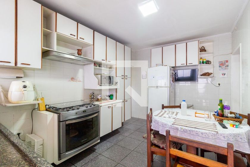 Casa, 3 quartos, 203 m² - Foto 33