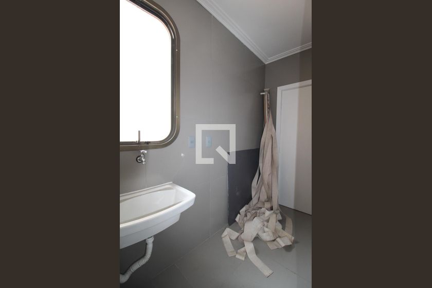 Apartamento à Venda - Cambuí, 1 Quarto,  60 m2 em , Campinas - sp | SoloBR