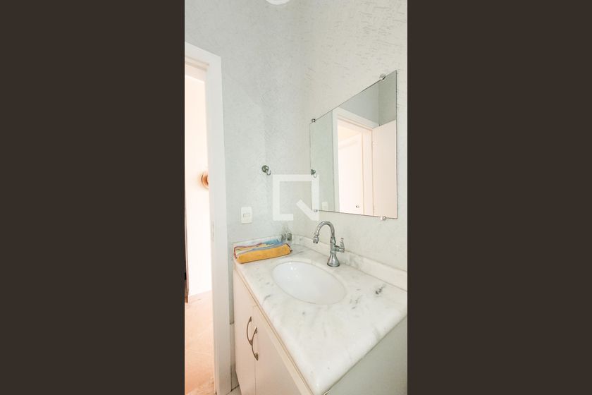 Casa à Venda - Vila Brandina, 4 Quartos,  492 m2 em , Campinas - sp | SoloBR