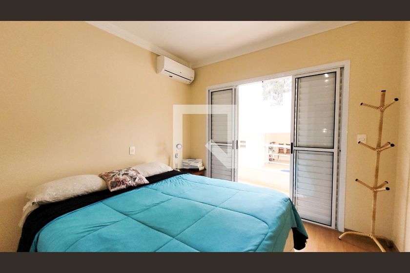 Casa à Venda - Vila Brandina, 4 Quartos,  492 m2 em , Campinas - sp | SoloBR